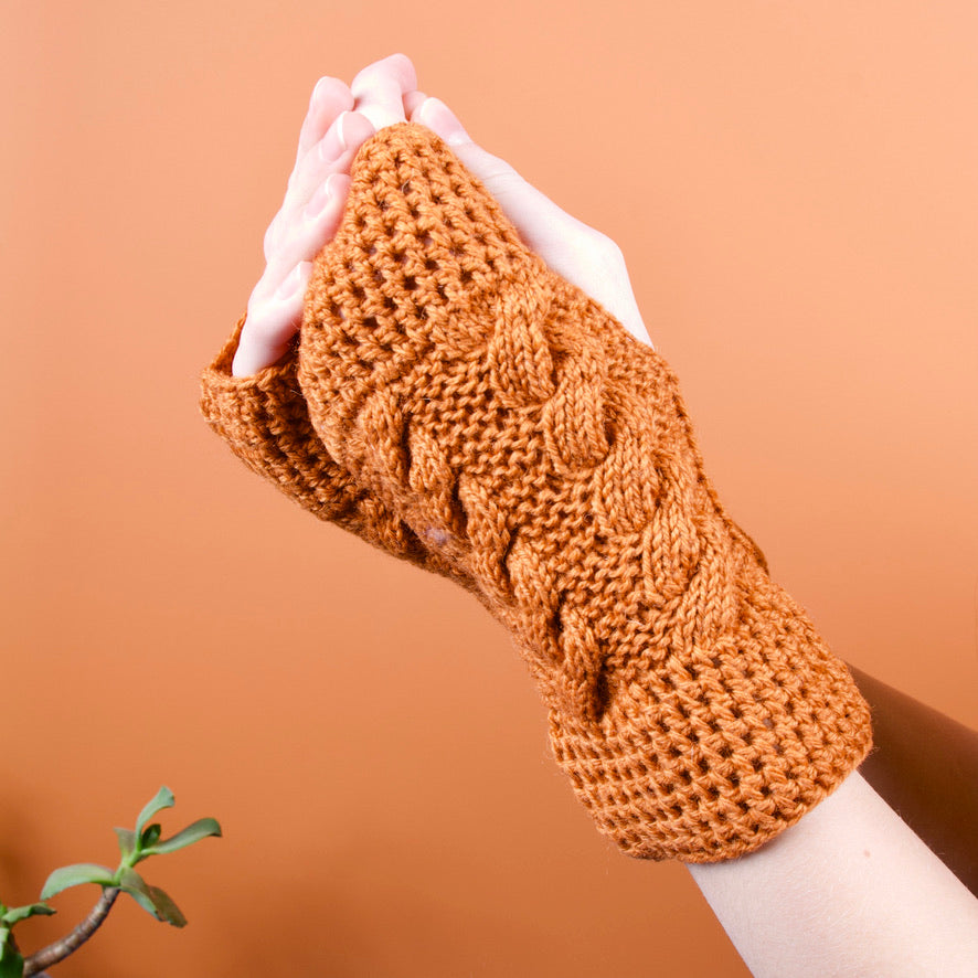 Håndstrikkede uld handsker fra Kakej | Bæredygtige gaver fra Planetwize | www.planetwize.dk