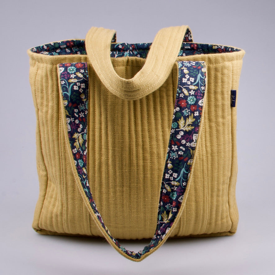 Tote Bag (M) - khaki <br>af økologisk bomuld